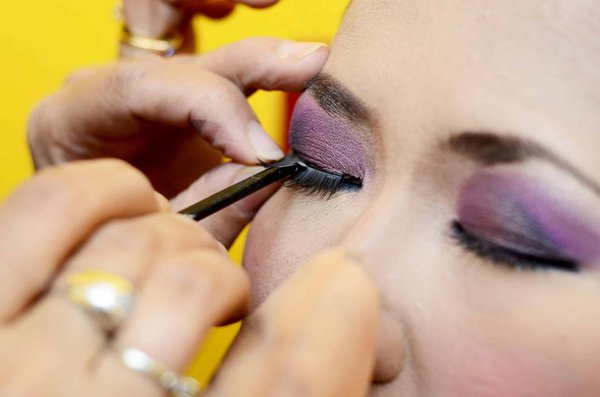 Comment les PME peuvent-elles tirer parti des plateformes de commerce électronique pour étendre leur marché ?